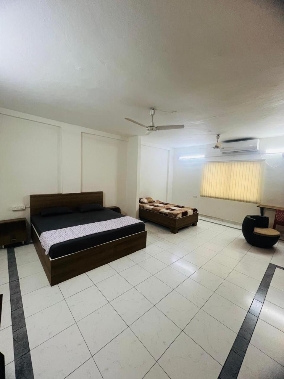 Lara Guest House ハイデラバード エクステリア 写真